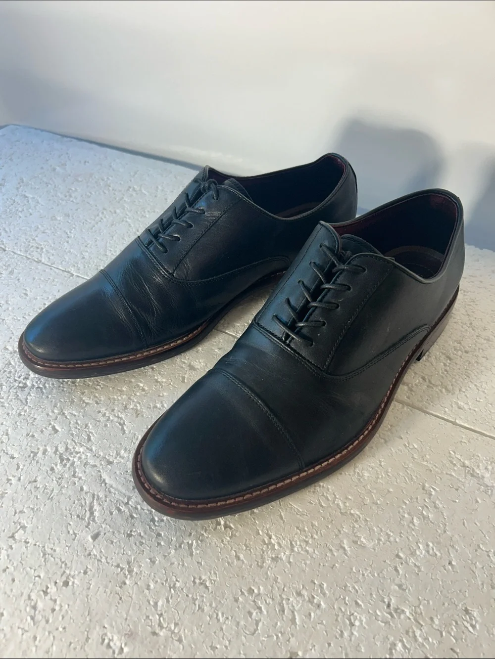 Aston Gray SZ 10.5 Black Leather Oxford Shoe Timeless Office Formal Professional